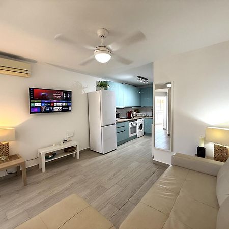 R39 Modern One Bedroom Alcantara Ла Кала де Михас Екстериор снимка