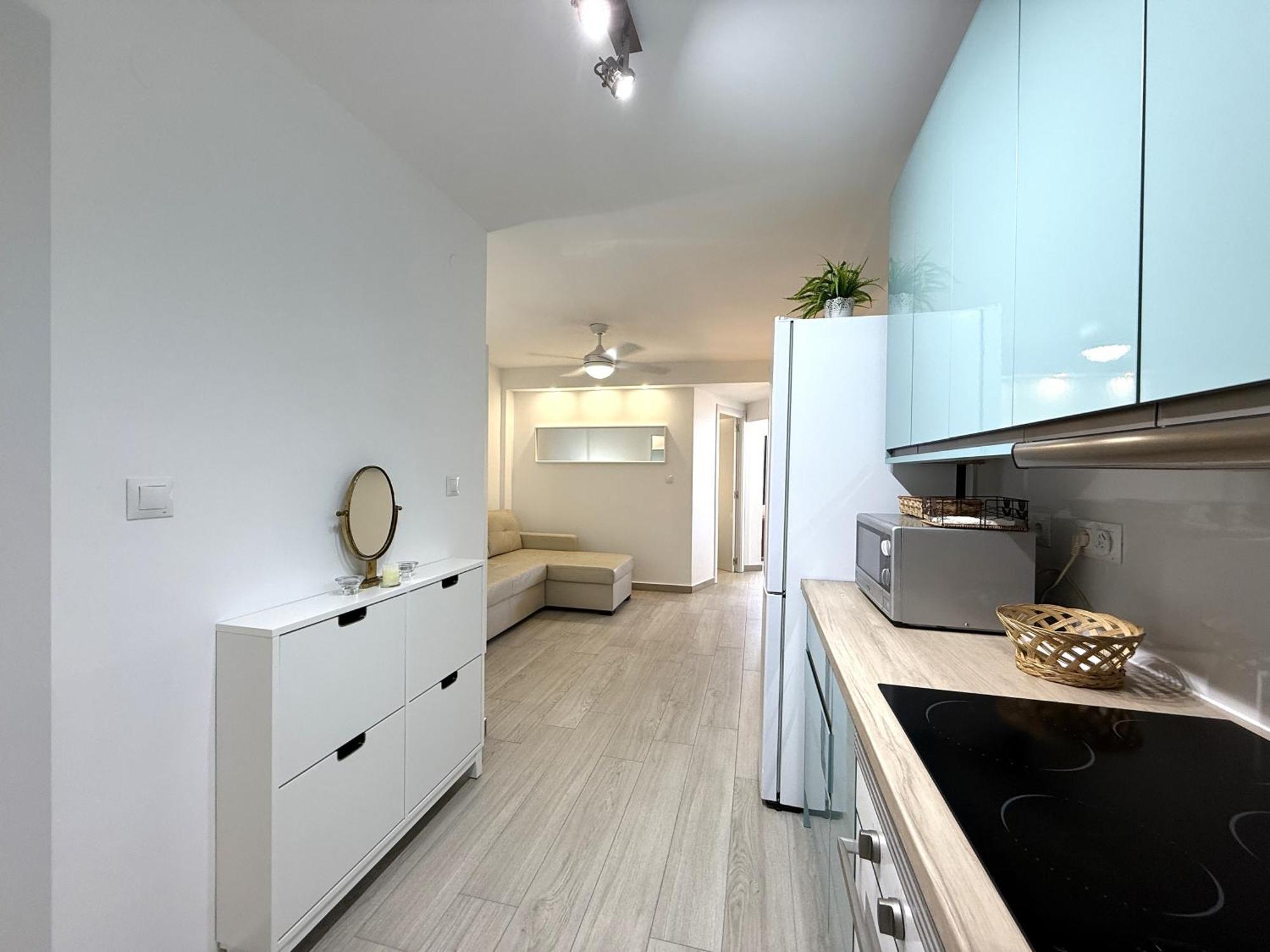 R39 Modern One Bedroom Alcantara Ла Кала де Михас Екстериор снимка