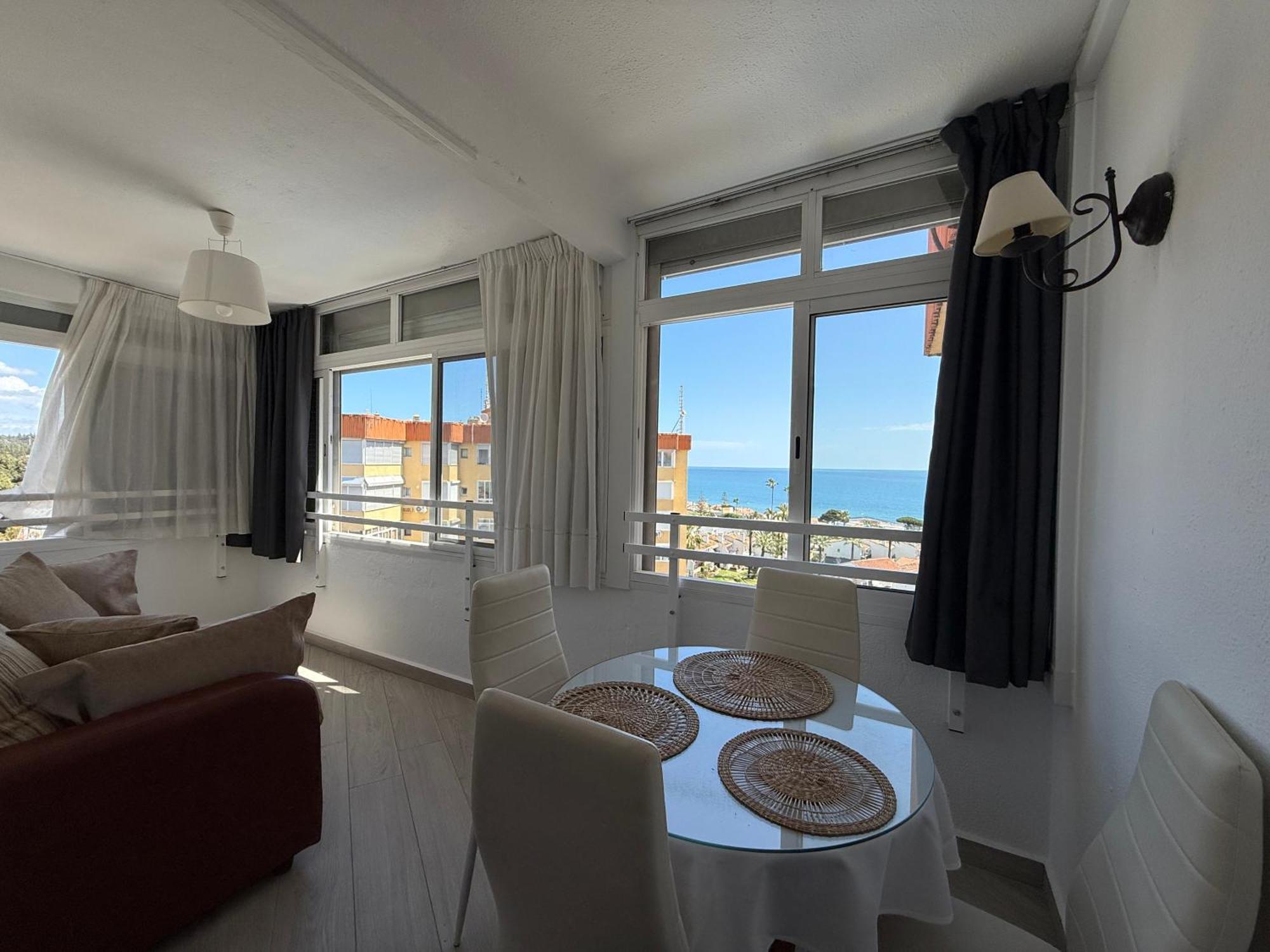 R39 Modern One Bedroom Alcantara Ла Кала де Михас Екстериор снимка